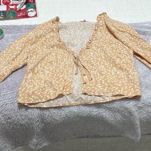 Super cute overlay top!